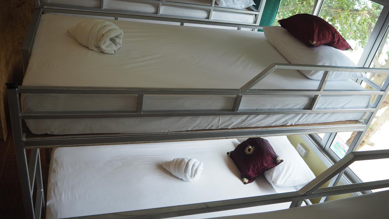 Chaokoh Phi Phi Hostel Екстериор снимка