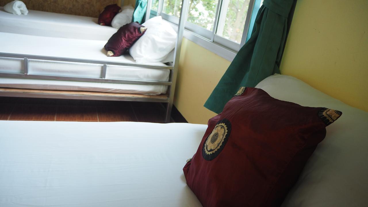 Chaokoh Phi Phi Hostel Екстериор снимка