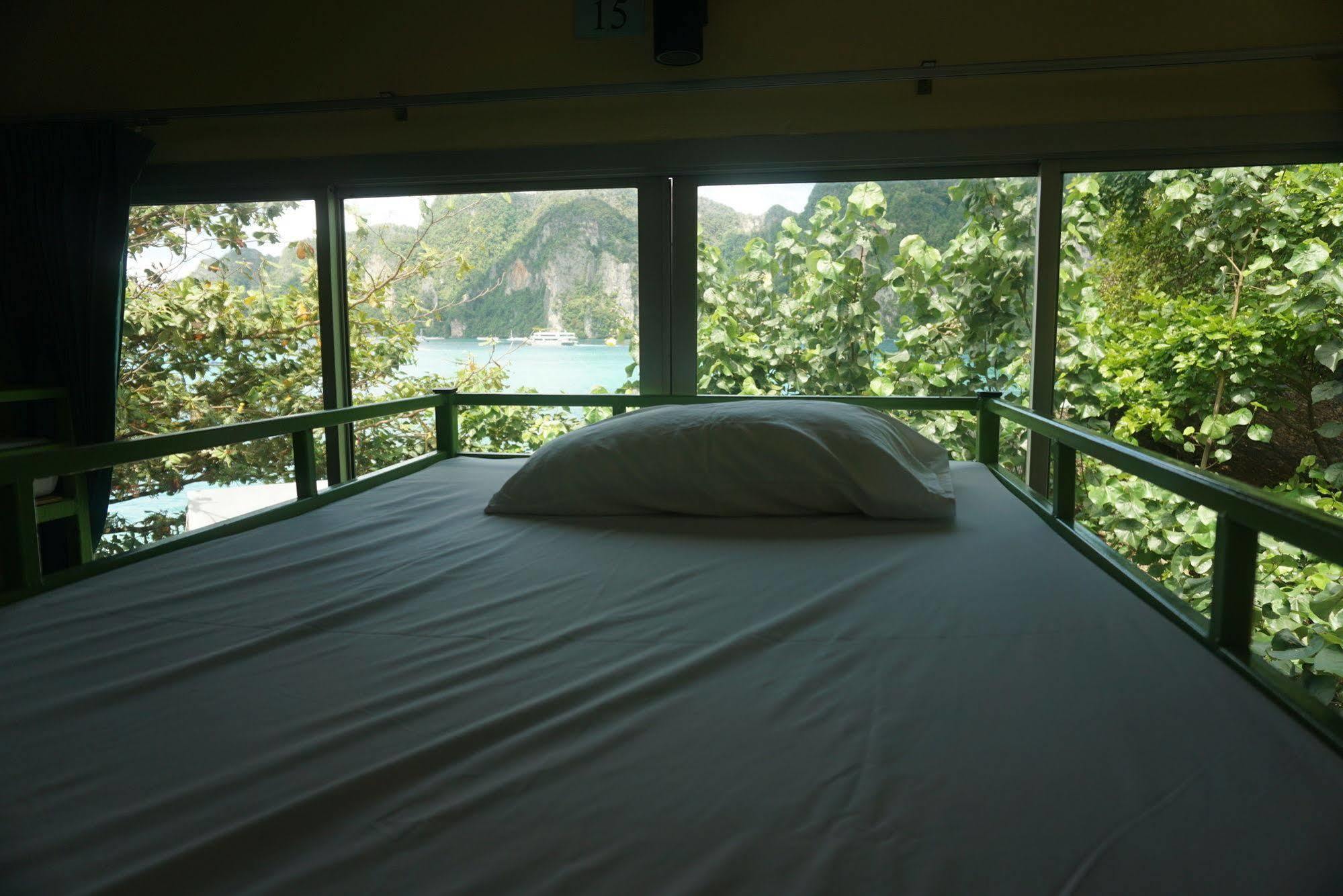 Chaokoh Phi Phi Hostel Екстериор снимка